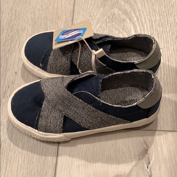 Shoes - Picture 4 of 5